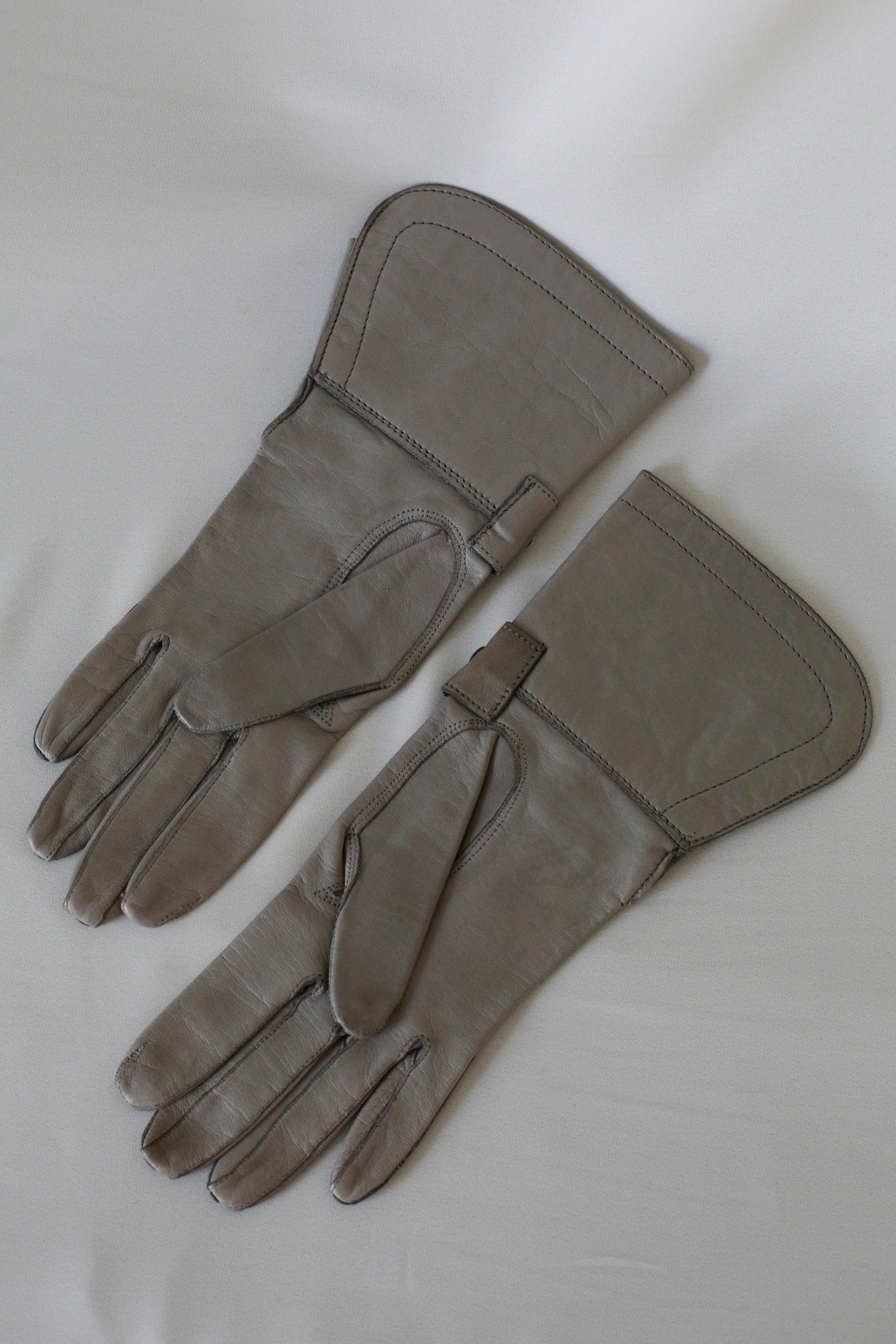 Grey Leather Gloves Victoria Trading Company Grey Leather Gloves Victoria Trading Company